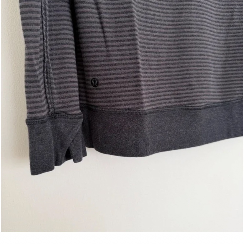 LULULEMON Open Your Heart Long Sleeve II Reversible Size 8 - Picture 11 of 11